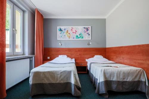 Hotel Pod Jedlami - image 2