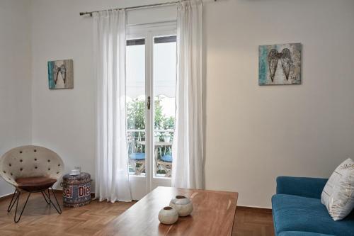 Cozy and Bright 2BD Apartment in Kolonaki - image 14