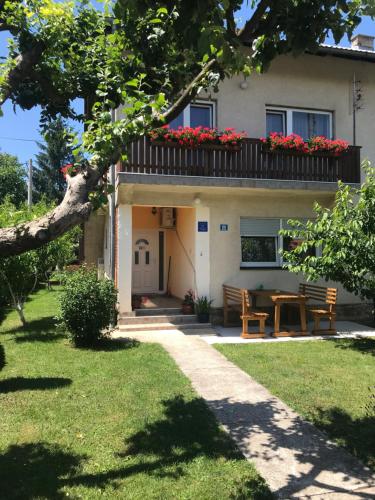 Guest House Josipović in Korenica