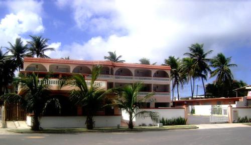 Entrance, Luquillo Sunrise Beach Inn in Luquillo