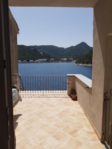 Apartmani Lešić Zaklopatica - image 14