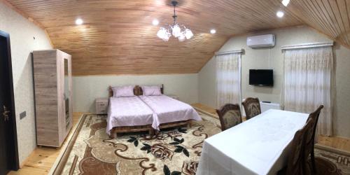 Qaynama Hotel in อ็อกฮัซ