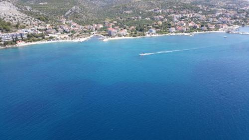 Villa Vrbat - image 2