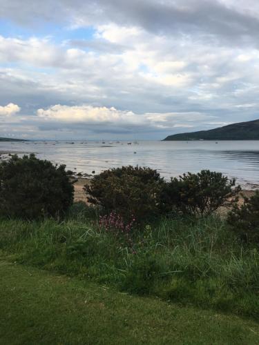 rand, 1 Shiphouse Apartment in Lamlash