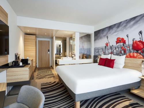 1 queen bed