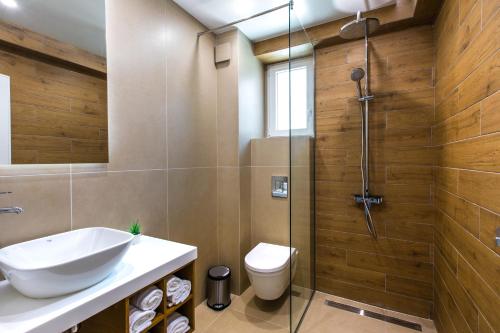 Superior Double Room image 9