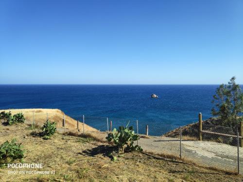 ENDLESS BLUE in Gortina