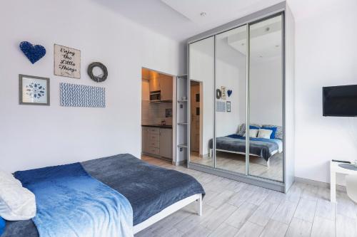 SleepWithUs Emilii Plater 12 Apartment