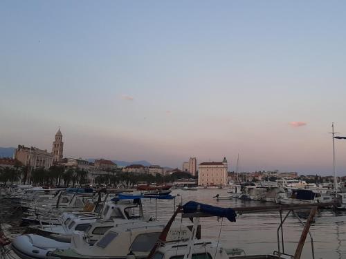 Maroza, Split (photo 8)