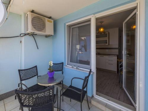 Apartments Frutis - image 3