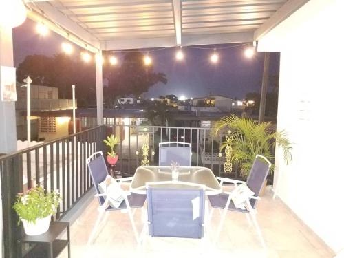 M/H HOUSE (#2) cozy house near airport and beach - image 2