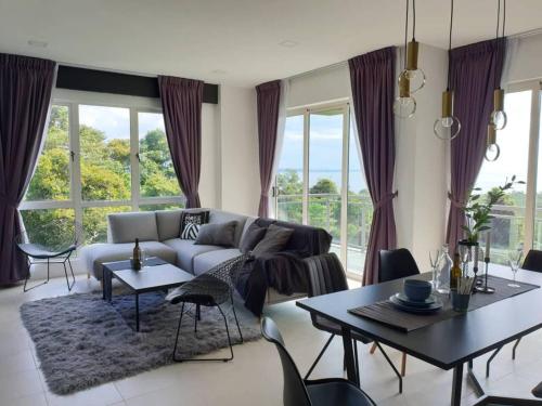 Santubong Suites A Just Like Home Damai — other in 8A Sejinjang Tower Santubong Suites, Jalan Sultan Tengah, Kuching, 93050, Malaysia