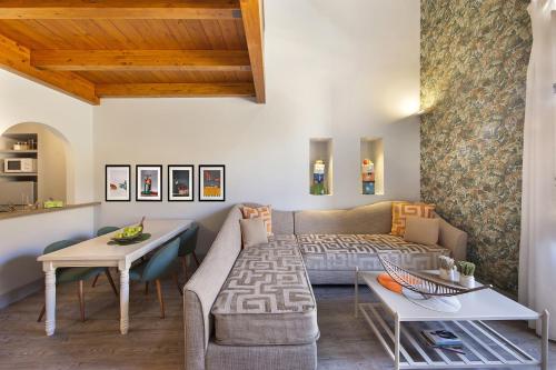 Amore Rentals - Casa La Maisonette - image 5