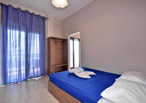 Alexandros SeaView Suites