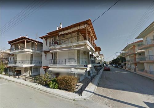  Sunny 1st floor apartment close to the beach in Flogita