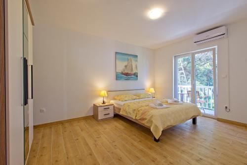 Apartment Paradiso 2