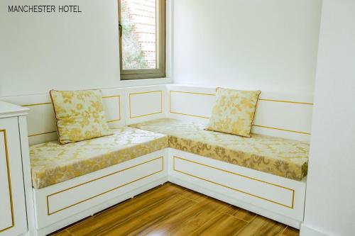 Manchester Hotel Ha Long – Halong