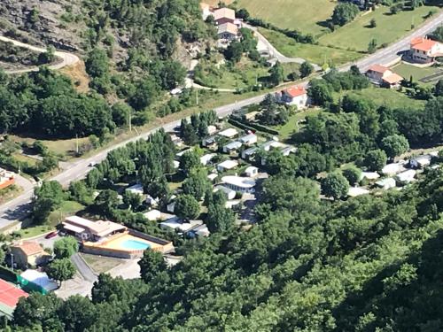 Camping du Bourg - image 13