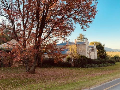 . Tanglewood Country Hotel