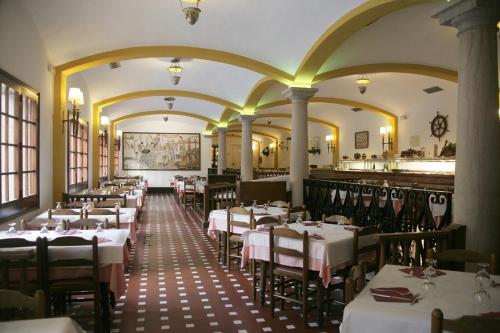 Hotel La Carolina - zdjęcie 2