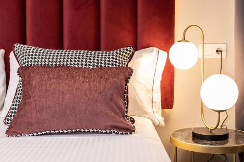 Standard One-Bedroom Apartment image 10