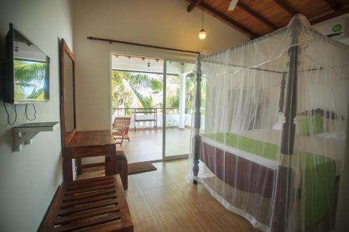 Tharanga Surfing Villa