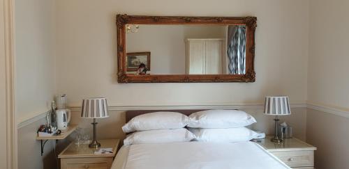 Highfield Guest House - image 9