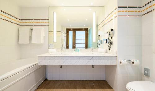 Hotel ILUNION Valencia 4 Room Type - Superior Double Room