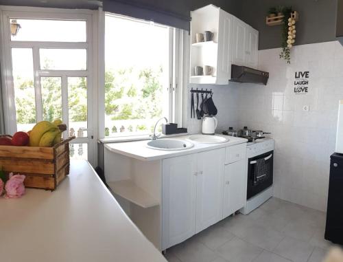  Sea View Luxury Loft Near Airport and Port of Rafina in Rafina