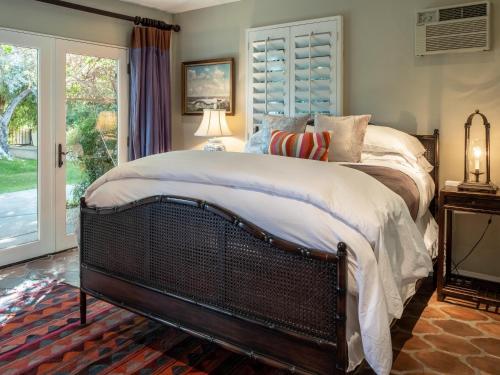 Villa Carmelita - The Sonny & Cher House - main image