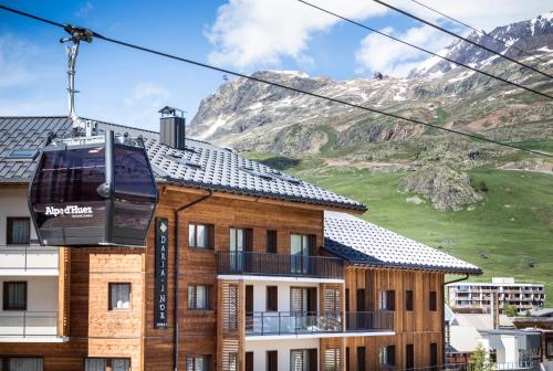 Hôtel Daria-I Nor by Les Etincelles - Accommodation - Alpe d'Huez