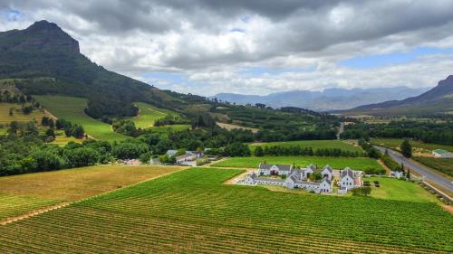 Zorgvliet Wines Country Lodge