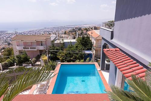  Panoramic Seaview Villa w Pool & 3 bdrm in Voula, Pension in Athen bei Athen