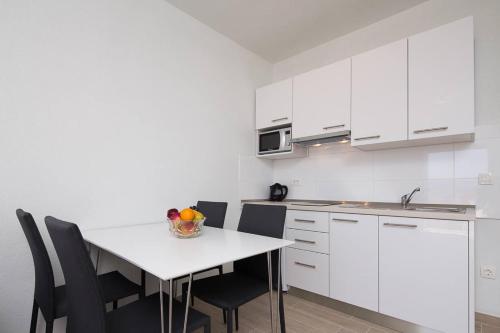 Apartments Panorama in Lokva Rogoznica