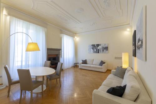 Elegance in Santa Maria Novella, Florenz