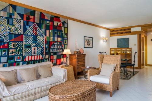  BmyGuest - Quinta do Lago Garden Apartment in Almancil