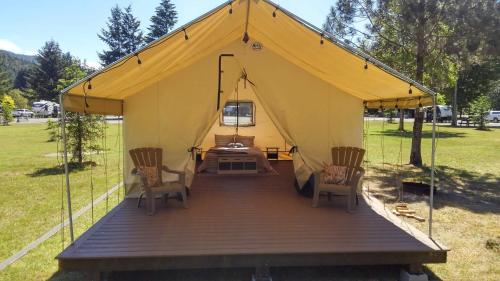 Redwood Meadows RV Resort