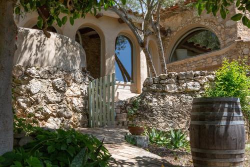 B&B Canyelles - Casa Olivo at Masia Nur Sitges, Adults only - Bed and Breakfast Canyelles
