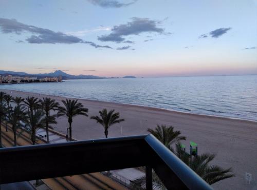 Beach front line luxury apartment, 2 bedroom