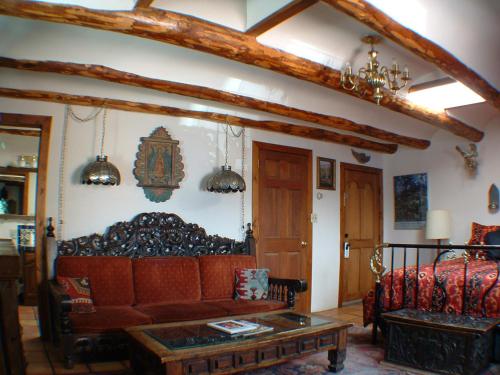 La Dona Luz Inn an Historic B&B