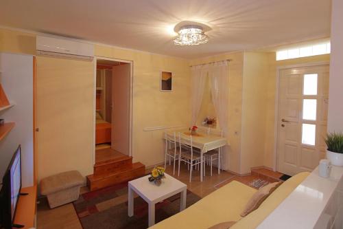 Apartment Tancabel - image 6