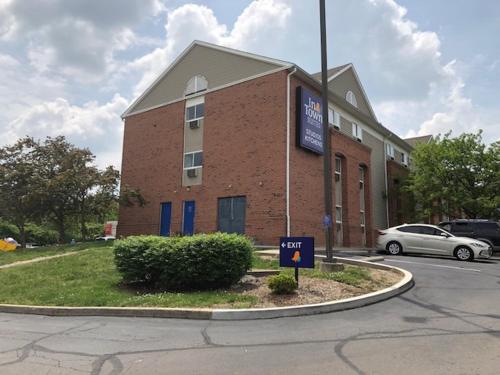 Hotelli välisilme, InTown Suites Extended Stay Cincinnati OH - Colerain in Mason (OH)