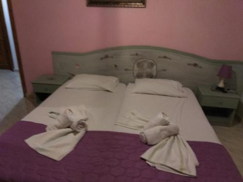 Amversa's Rooms in Skala Marion