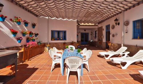 Facilities, Casa Rural La Casa De Maita in Encinas Reales