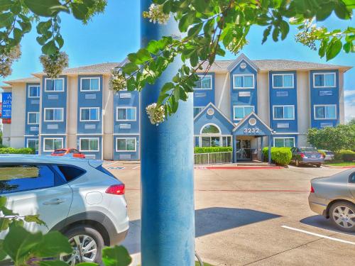 Arya Inn and Suites in Irving, USA