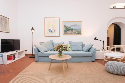 Vatican large family apartment - 100 smq - 2 bathrooms - 5 min Vatican & Metro, Roma