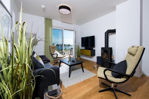 Sea View 10 - image 2