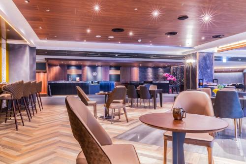 المرافق, Saint Art Hotel in يون لين