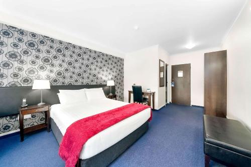 Quality Inn Collegiate — Photo 4