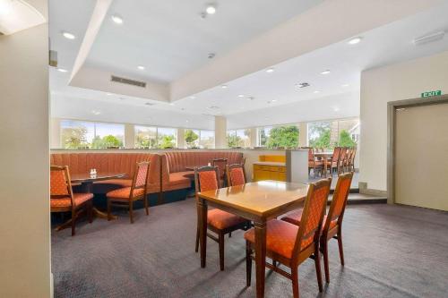 Quality Inn Collegiate — Photo 5